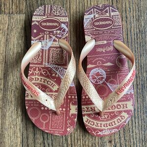 Harry Potter Havaianas Size 6W EUC
